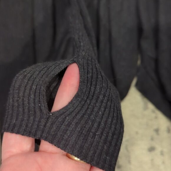 Lululemon Universal Wrap Black - Picture 12 of 13
